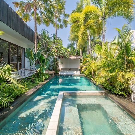 Villa Yogi Surf 2 Canggu Zewnętrze zdjęcie